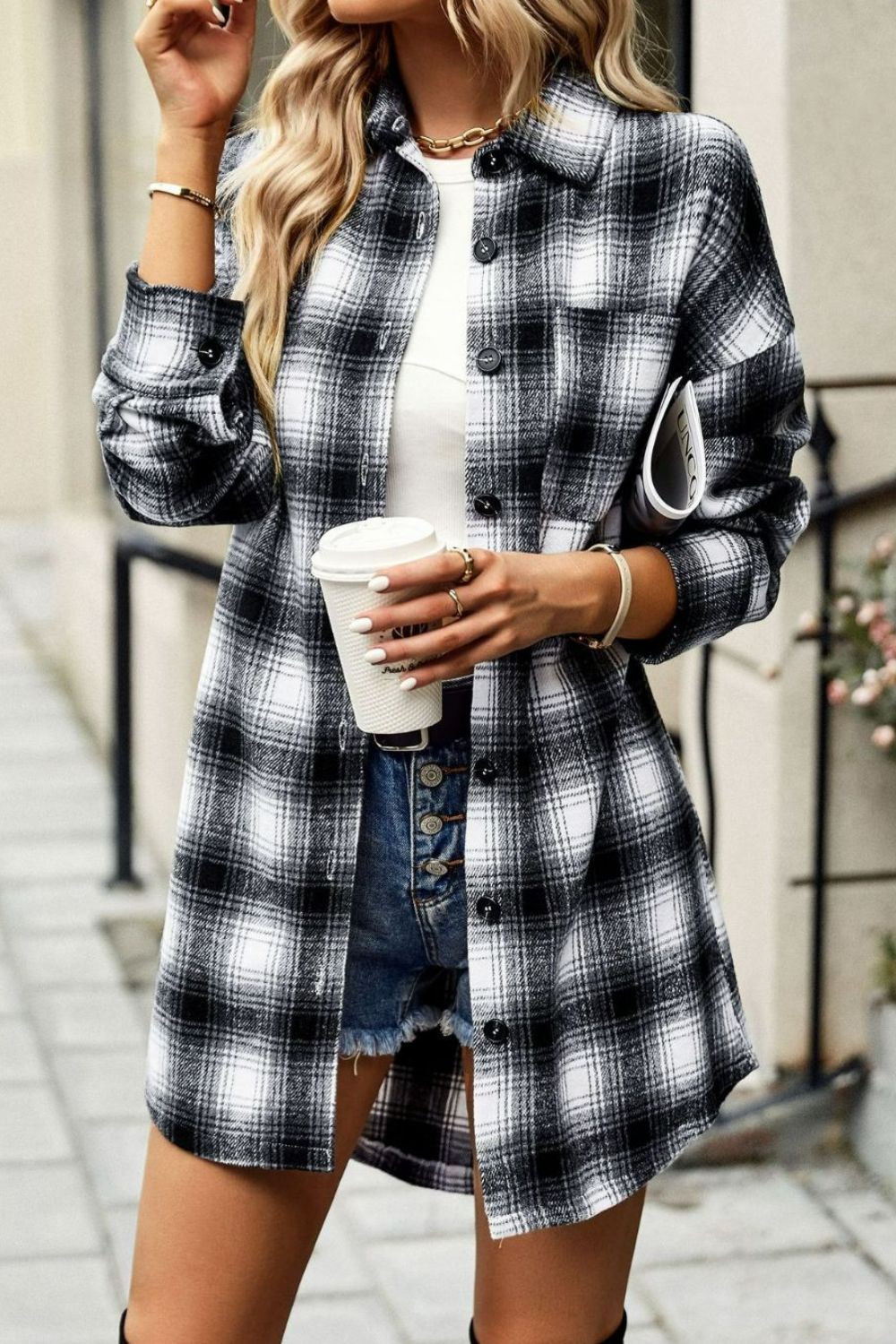 Plaid Curved Hem Longline Shirt Jacket – 2Shades Boutique