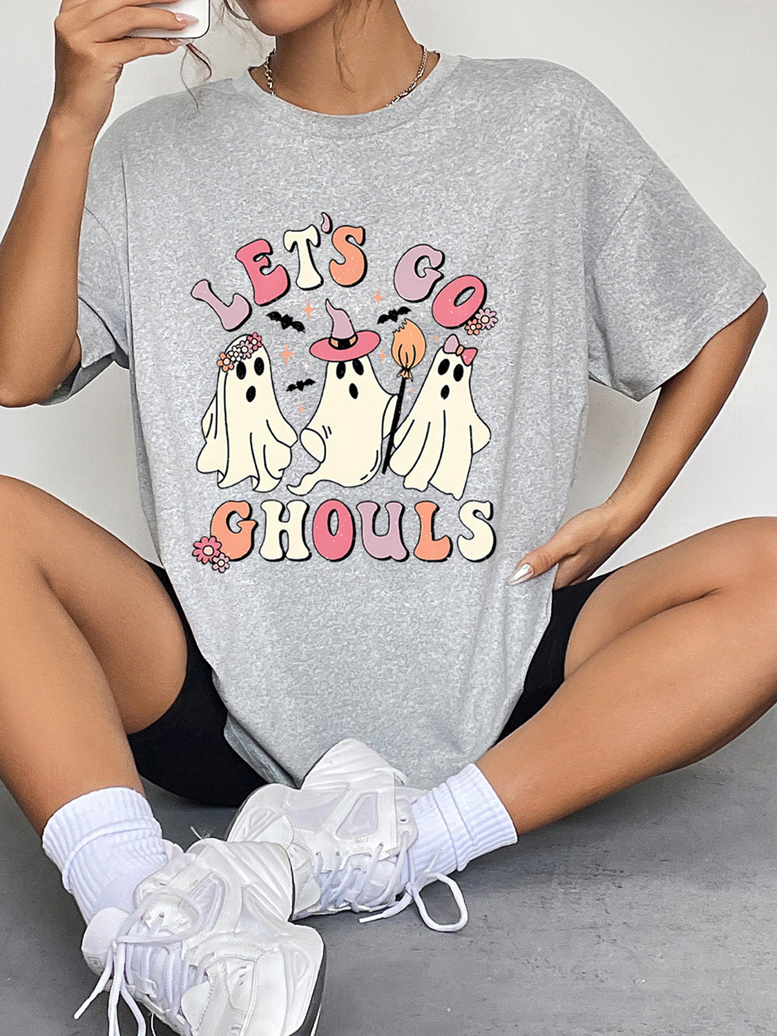 Round Neck Short Sleeve LET'S GO GHOULS Graphic T-Shirt