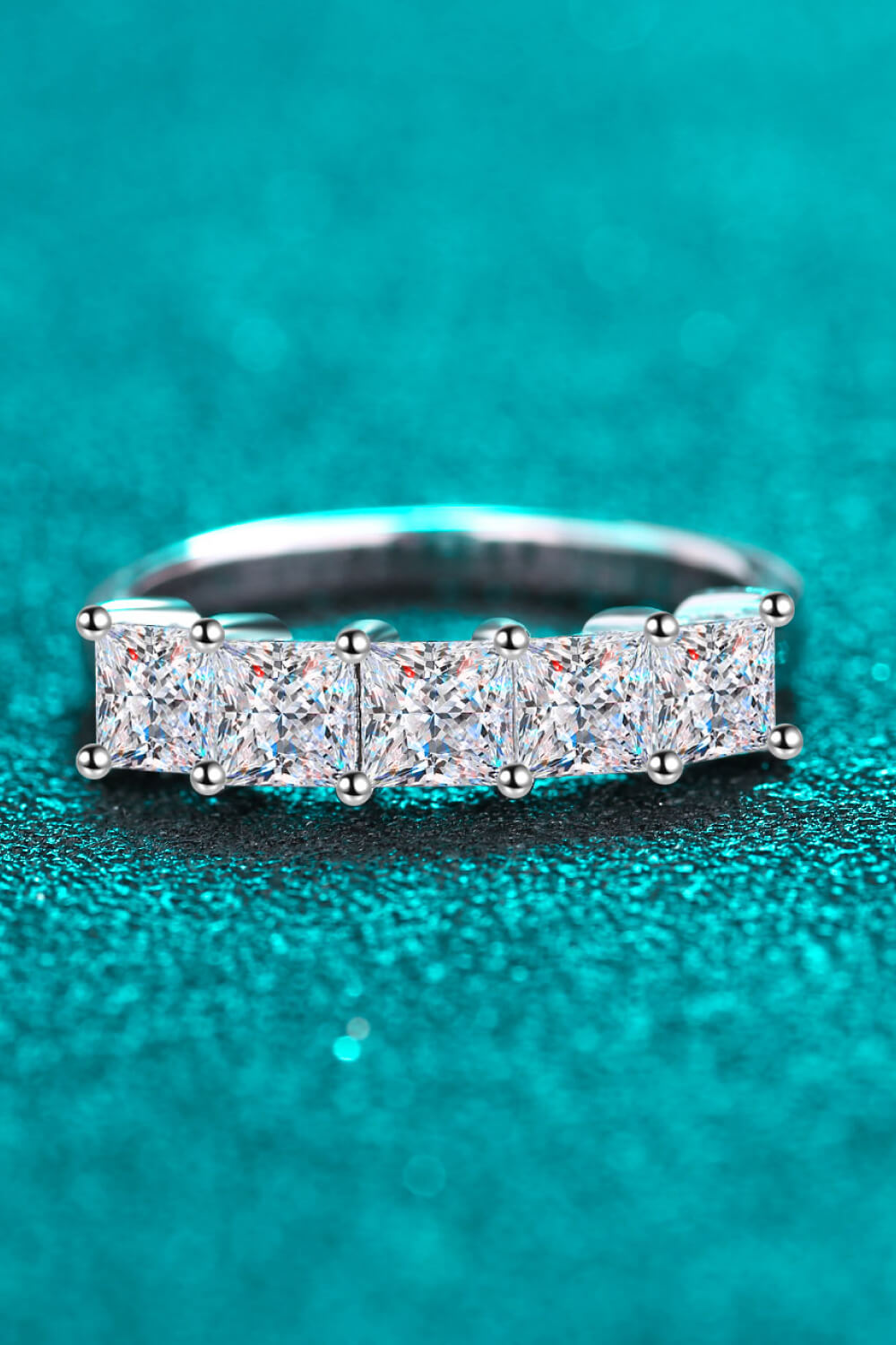 Romantic Surprise 2 Carat Moissanite Rhodium-Plated Ring