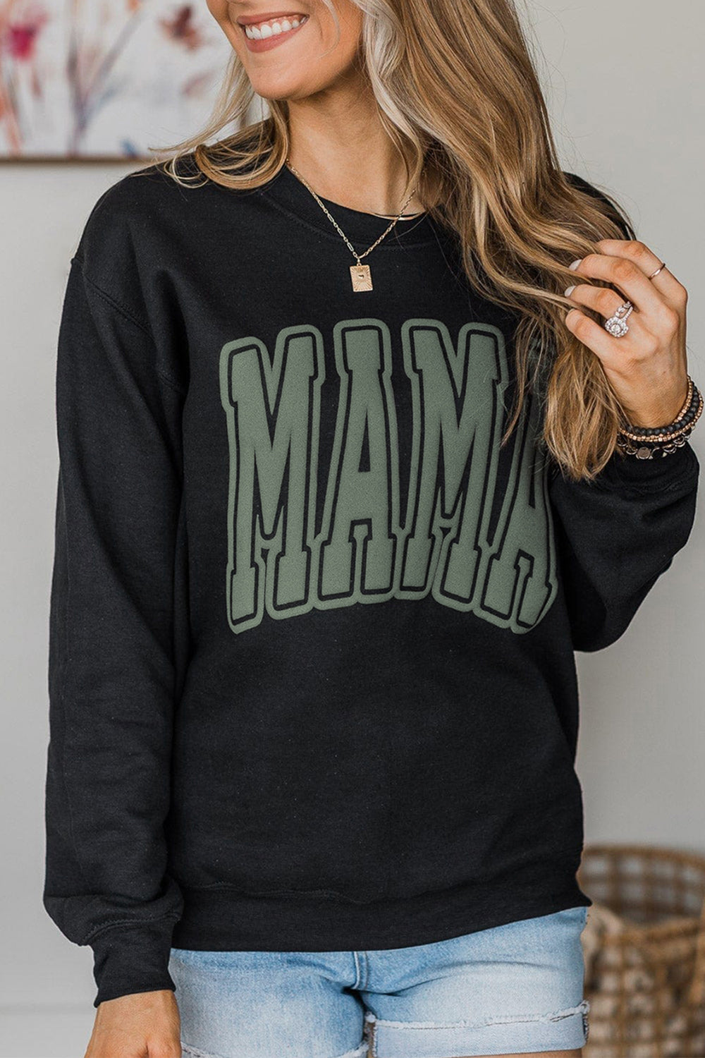 Round Neck Long Sleeve MAMA Graphic Sweatshirt